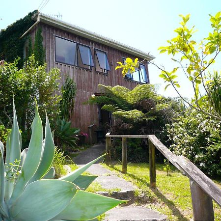 Onetangi Bay Views - Onetangi Holiday Home Экстерьер фото